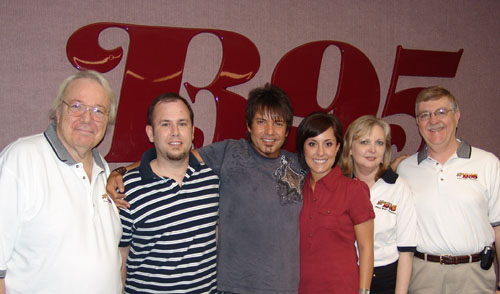 B95 staff in studio